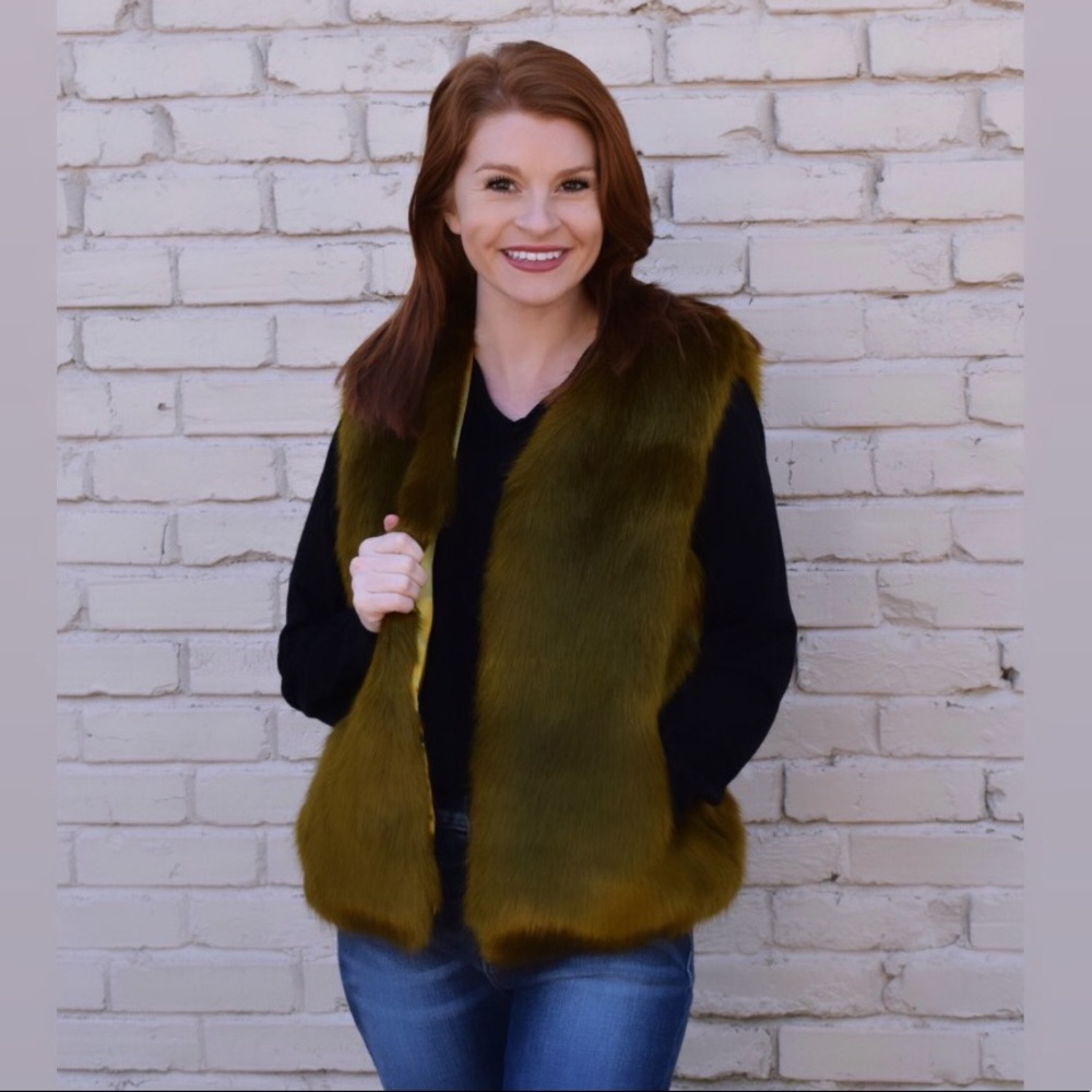Wrap Me Up Vest- olive